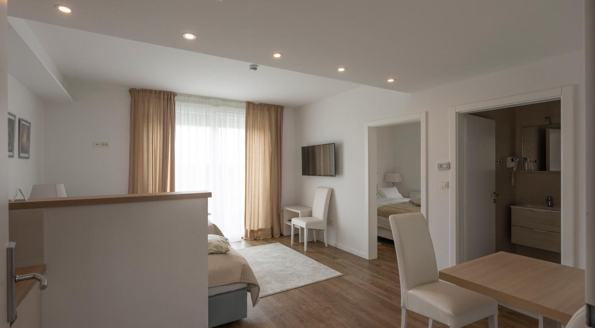 זאגרב Hotel Magdalena מראה חיצוני תמונה