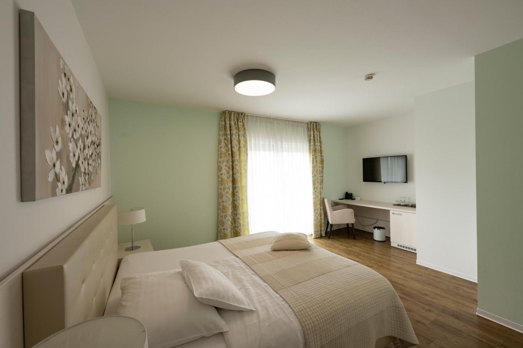 זאגרב Hotel Magdalena מראה חיצוני תמונה