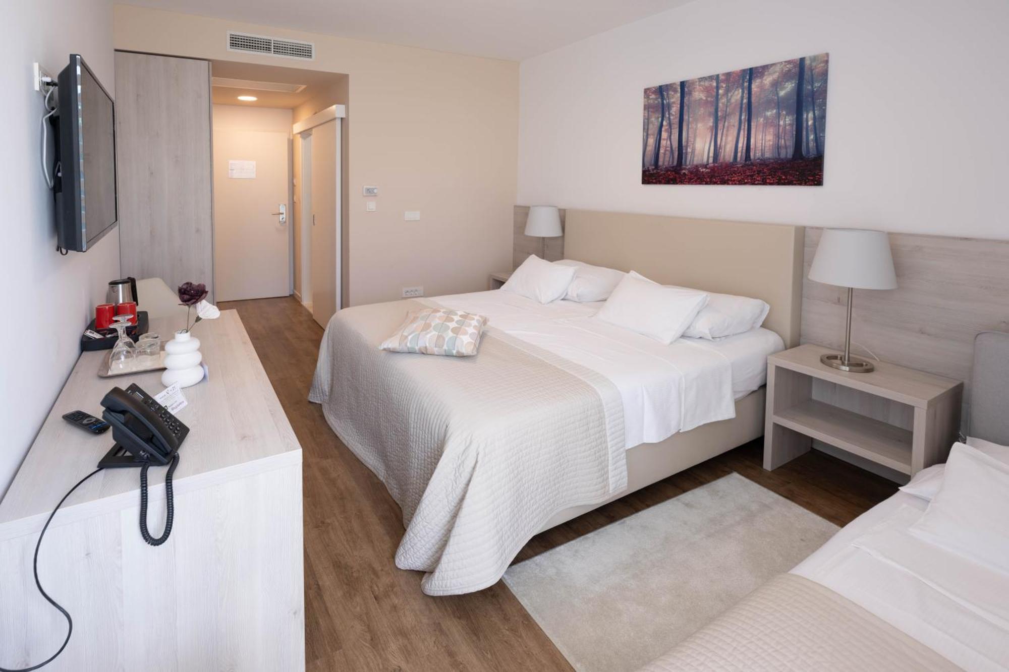 זאגרב Hotel Magdalena מראה חיצוני תמונה