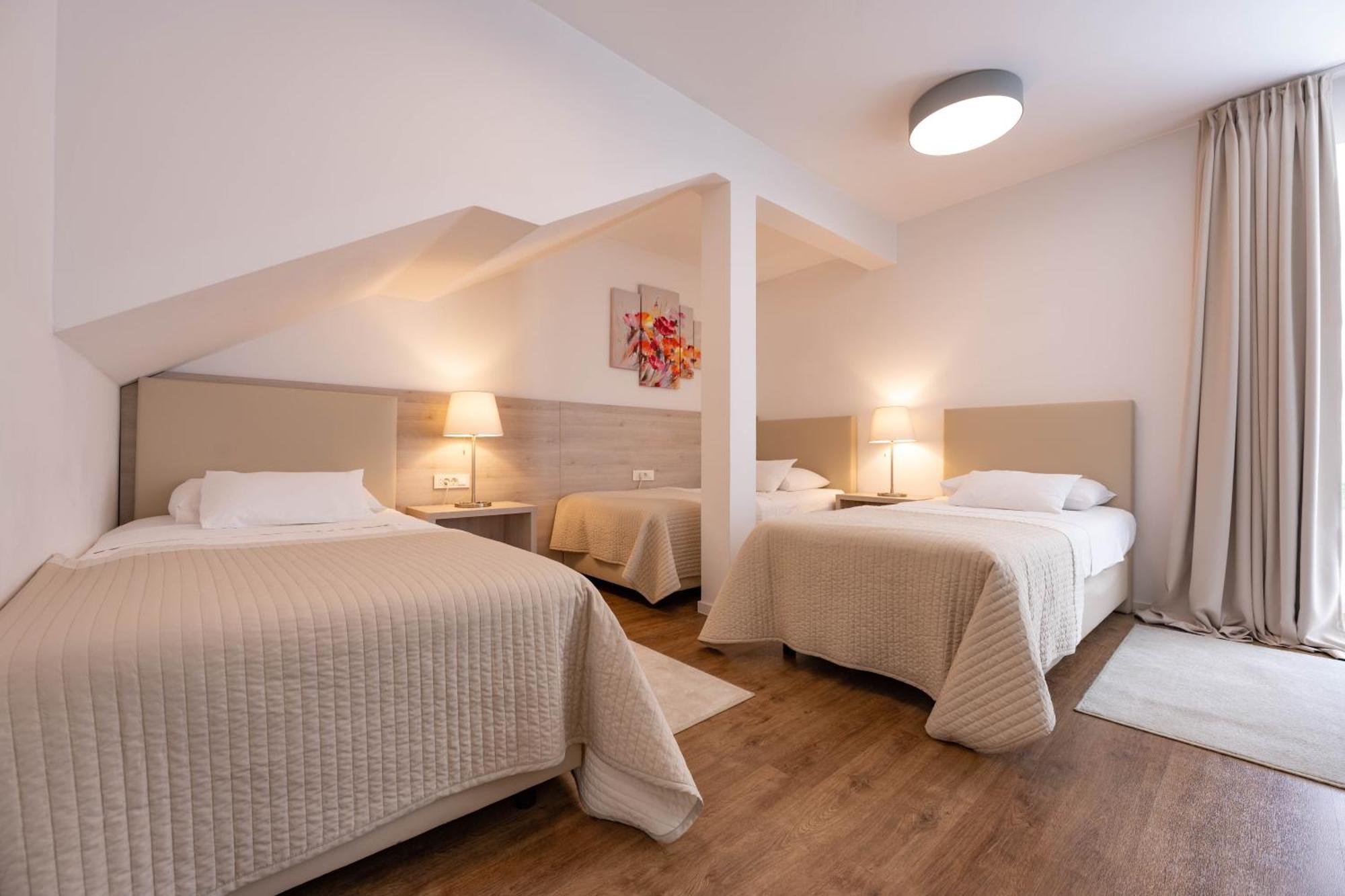 זאגרב Hotel Magdalena מראה חיצוני תמונה