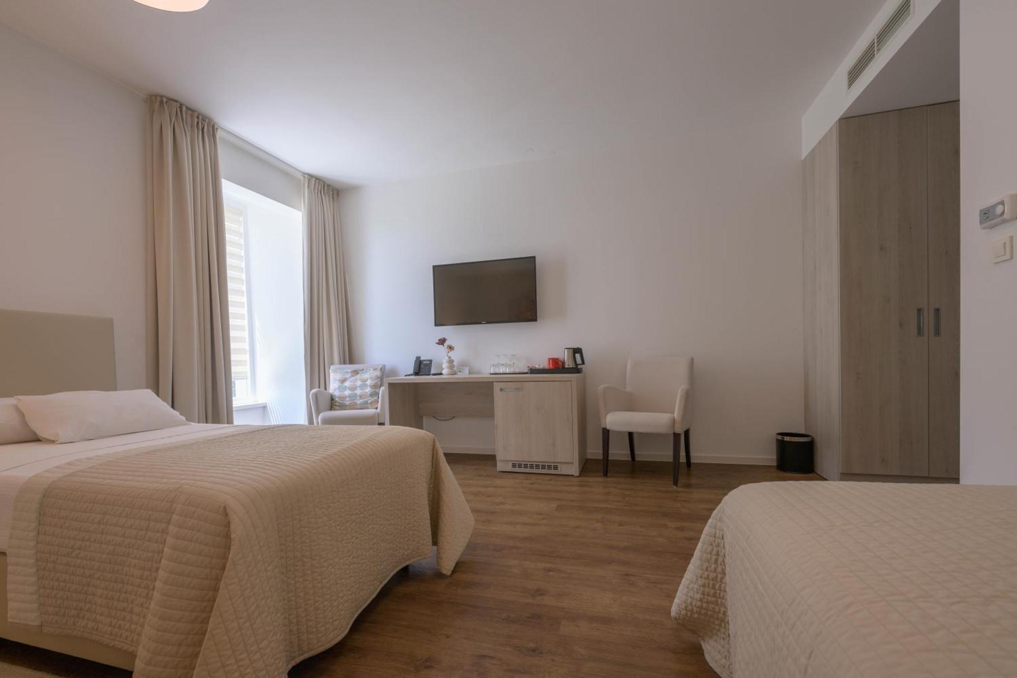 זאגרב Hotel Magdalena מראה חיצוני תמונה